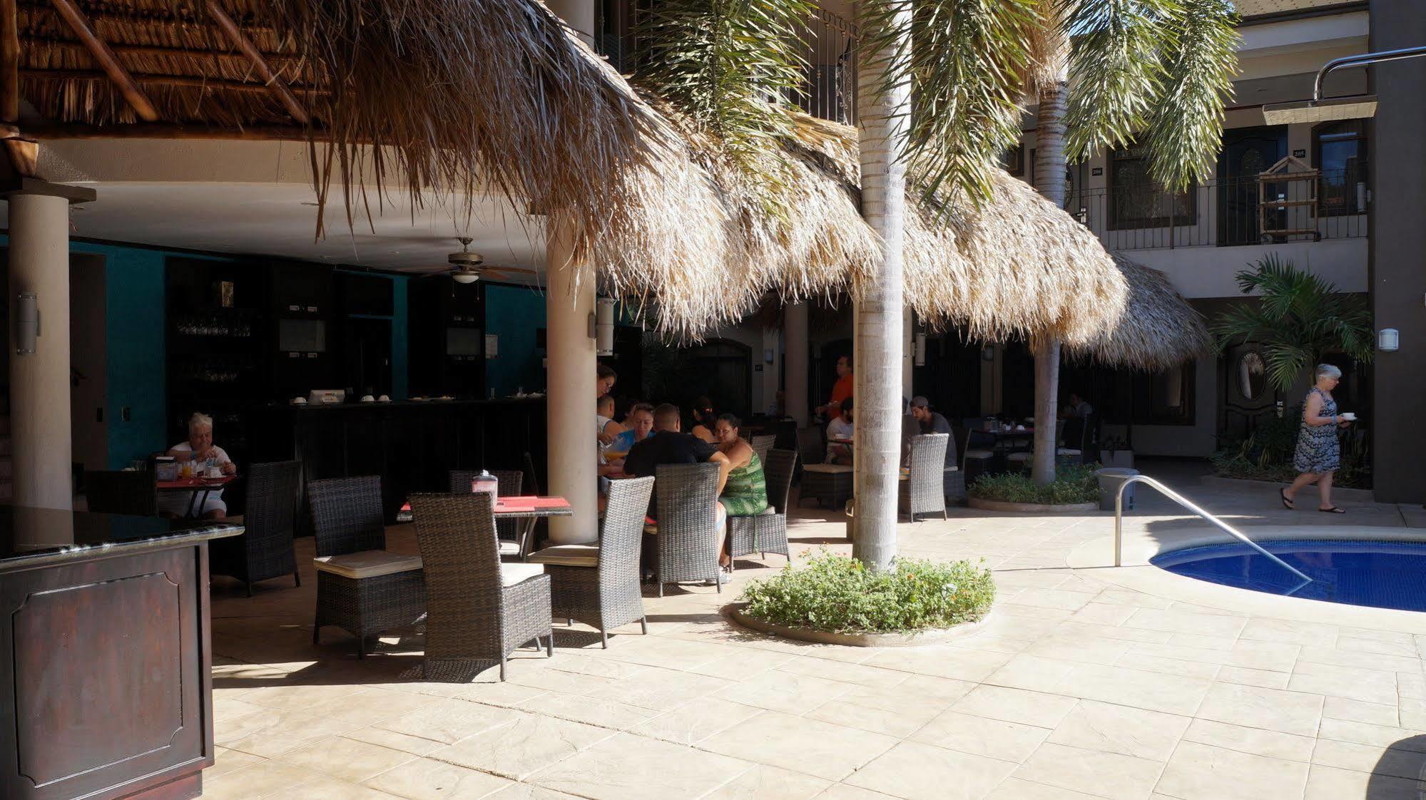 Hotel Colono Beach Coco Exterior photo